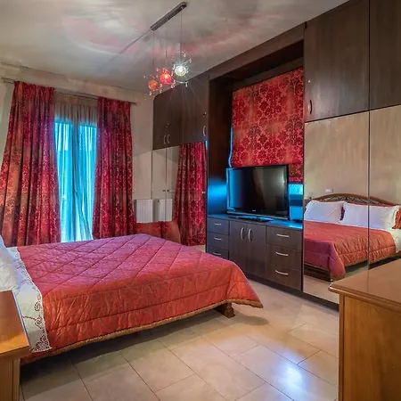 Athena's - Ideal For Large Groups, By Zantewize