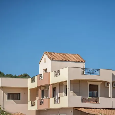 Holiday home Athena's - Ideal For Large Groups, By Zantewize Tsilivi (Zakynthos)
