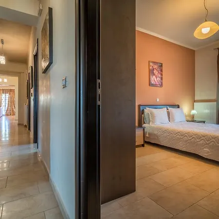 Athena's - Ideal For Large Groups, By Zantewize Casa vacanze *