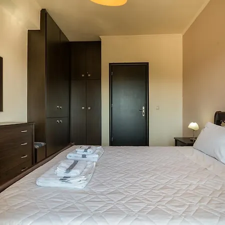 Athena's - Ideal For Large Groups, By Zantewize * Tsilivi (Zakynthos)