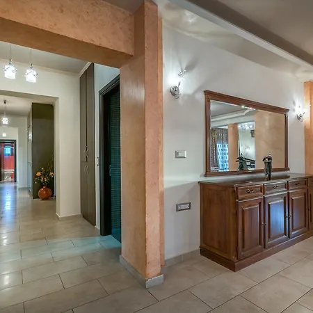 Casa vacanze Athena's - Ideal For Large Groups, By Zantewize *