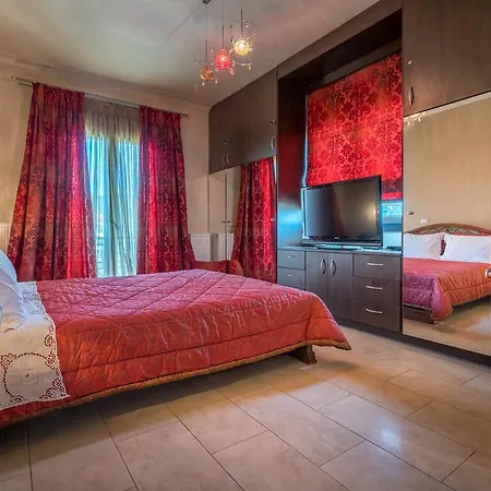 Athena's - Ideal For Large Groups, By Zantewize