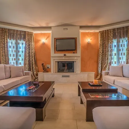 Athena's - Ideal For Large Groups, By Zantewize בית נופש טסיליבי