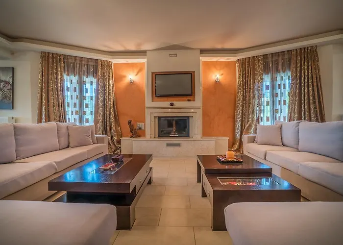 Athena's - Ideal For Large Groups, By Zantewize Vakantiehuis Tsilivi (Zakynthos)
