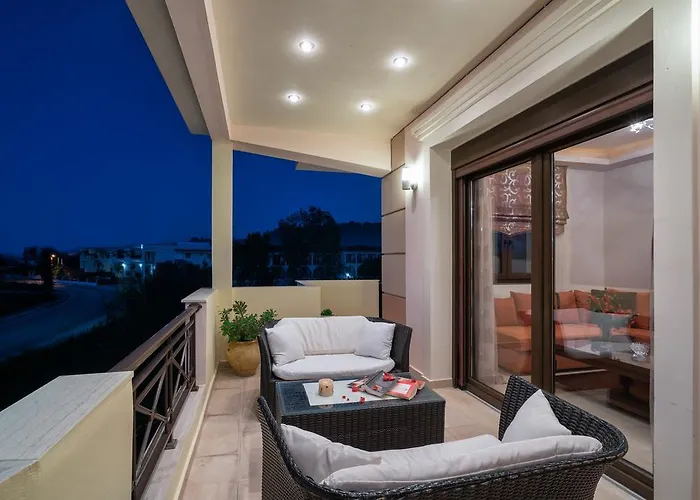 Athena's - Ideal For Large Groups, By Zantewize Vakantiehuis Tsilivi (Zakynthos)